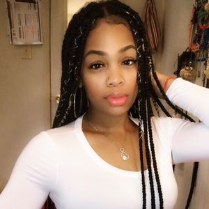 Meet your Posher, Ashley